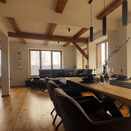 Bergidylle Winkler شقة